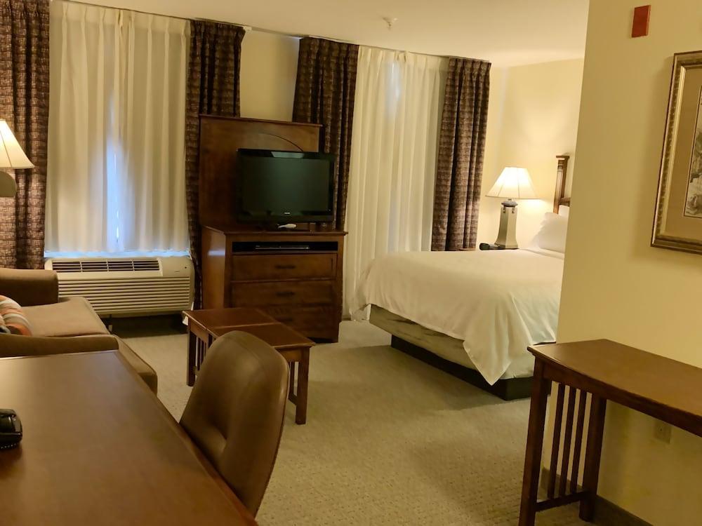 Staybridge - Airport By Ihg Hotel Albuquerque