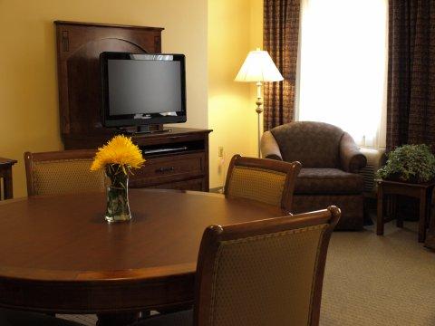 Staybridge - Airport By Ihg Hotel 3*
