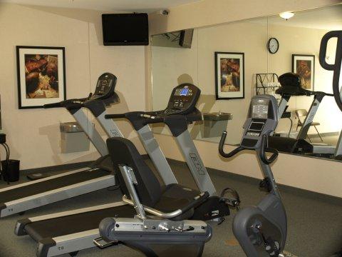 Staybridge - Airport By Ihg Hotel 3*